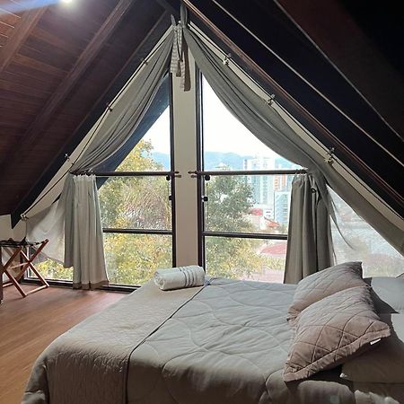 Pousada Casa Da Pedra Блуменау Экстерьер фото
